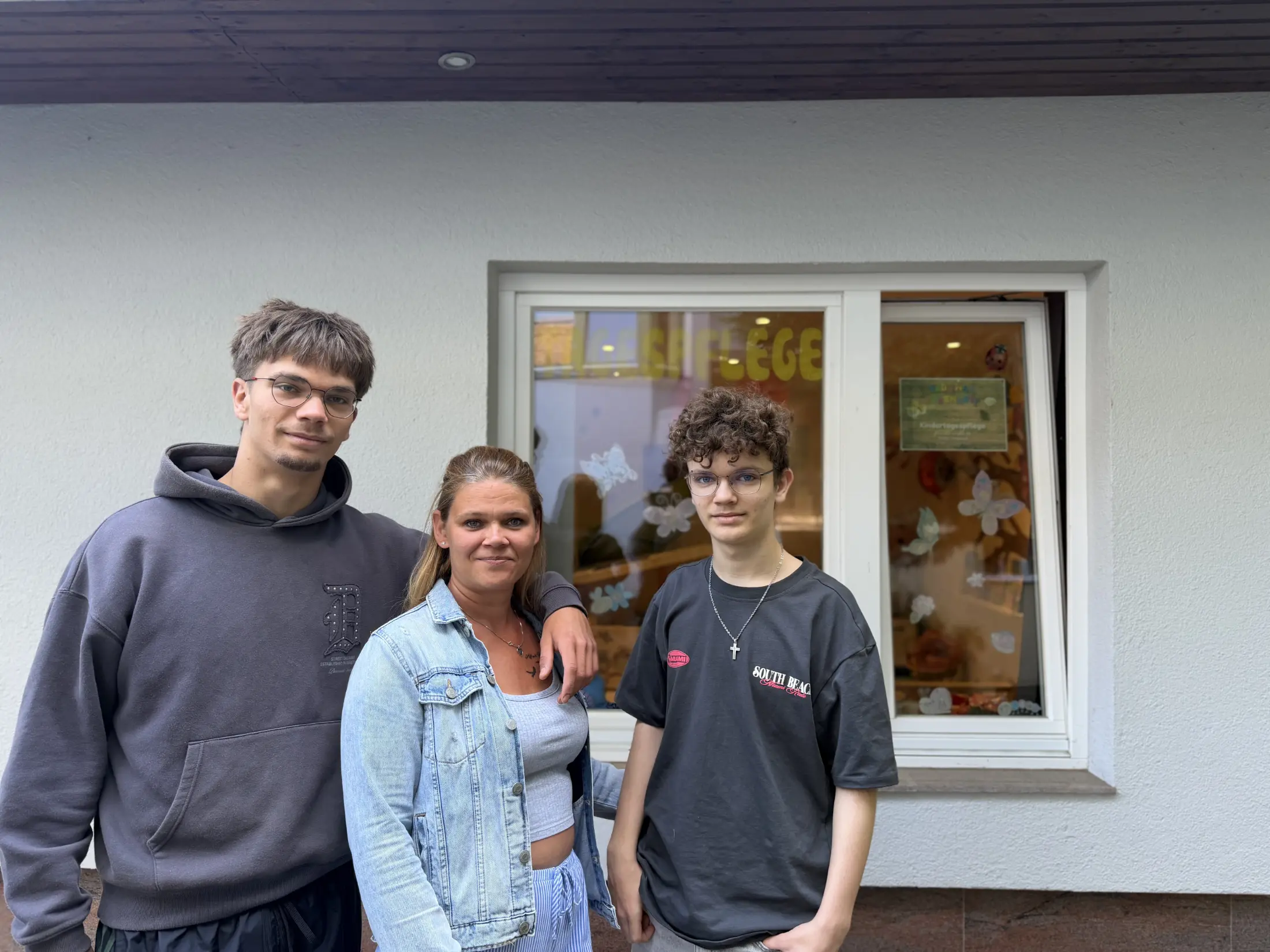 Sabrina, Tagesmutter, mit Söhnen